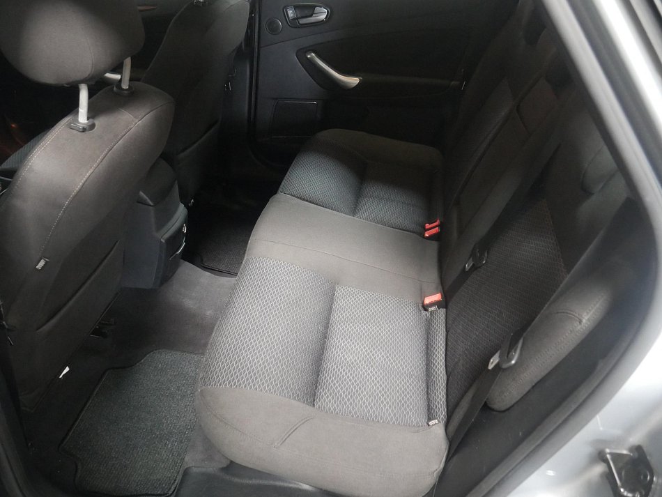 Ford Mondeo 2.0 TDCi 