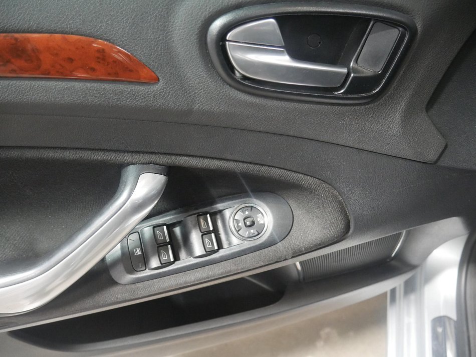 Ford Mondeo 2.0 TDCi 