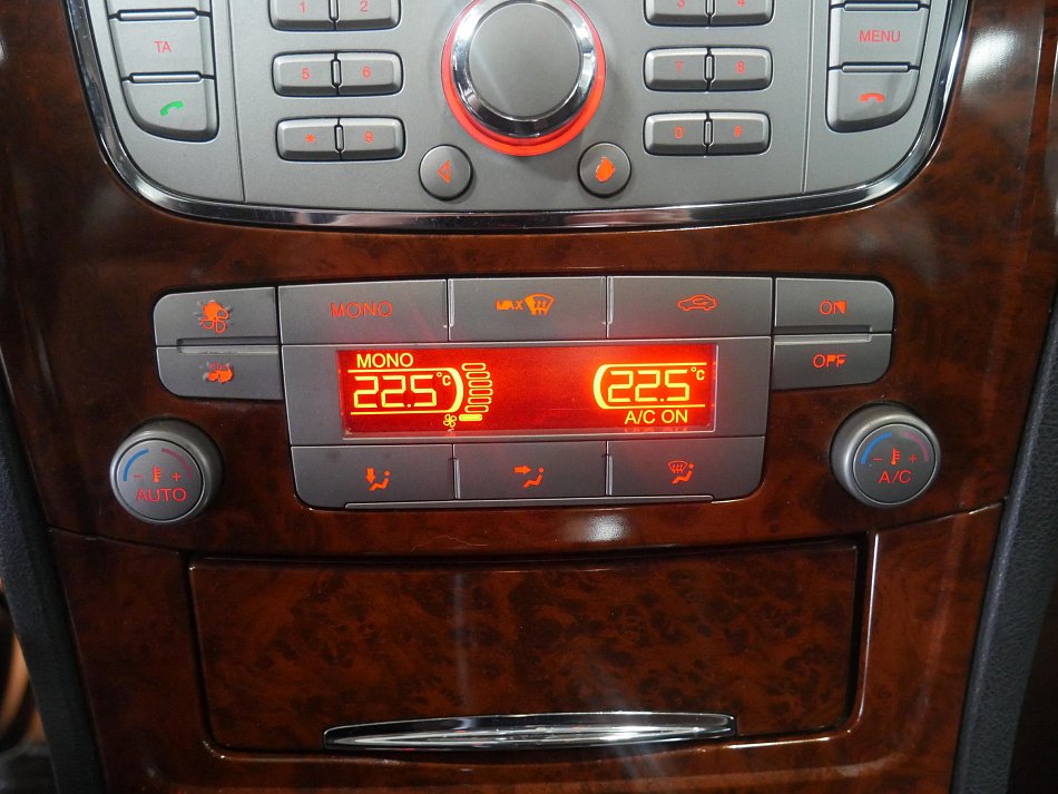 Ford Mondeo 2.0 TDCi 