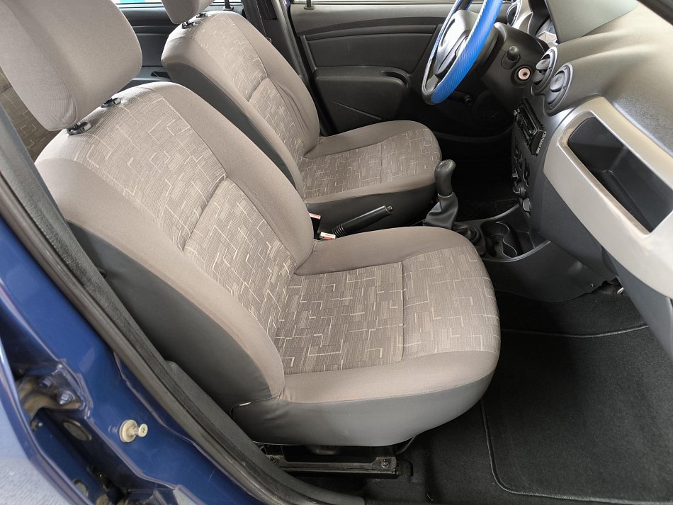 Dacia Logan 1.4i 