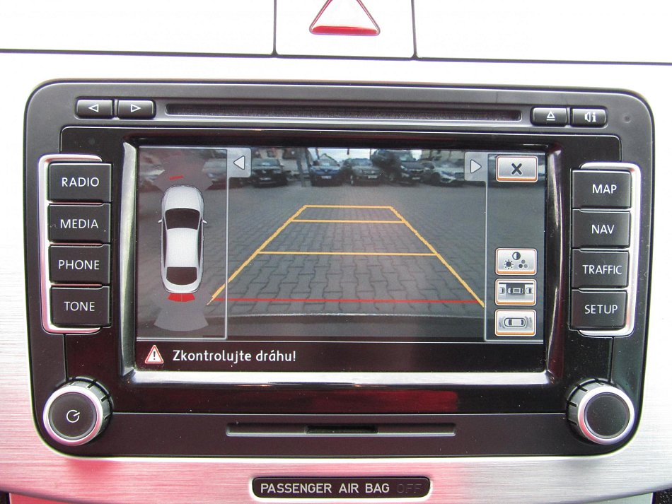 Volkswagen Passat CC 2.0 TDi 