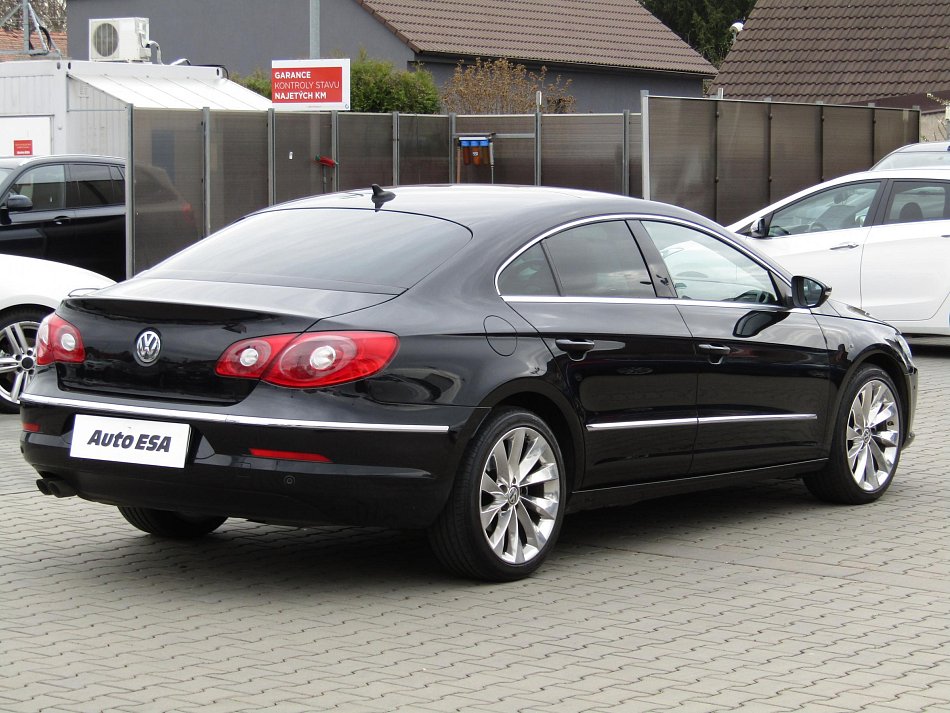 Volkswagen Passat CC 2.0 TDi 
