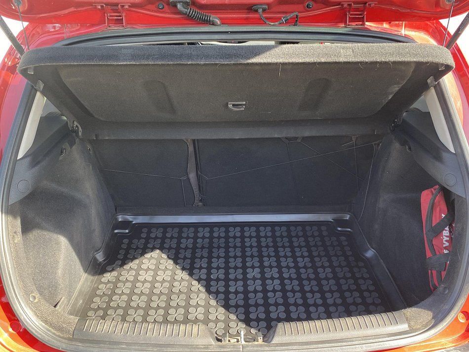 Kia Ceed 1.4 16V 
