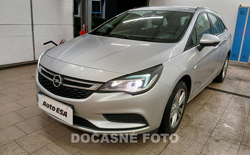 Opel Astra 1.6CDTi  Sport Tourer +