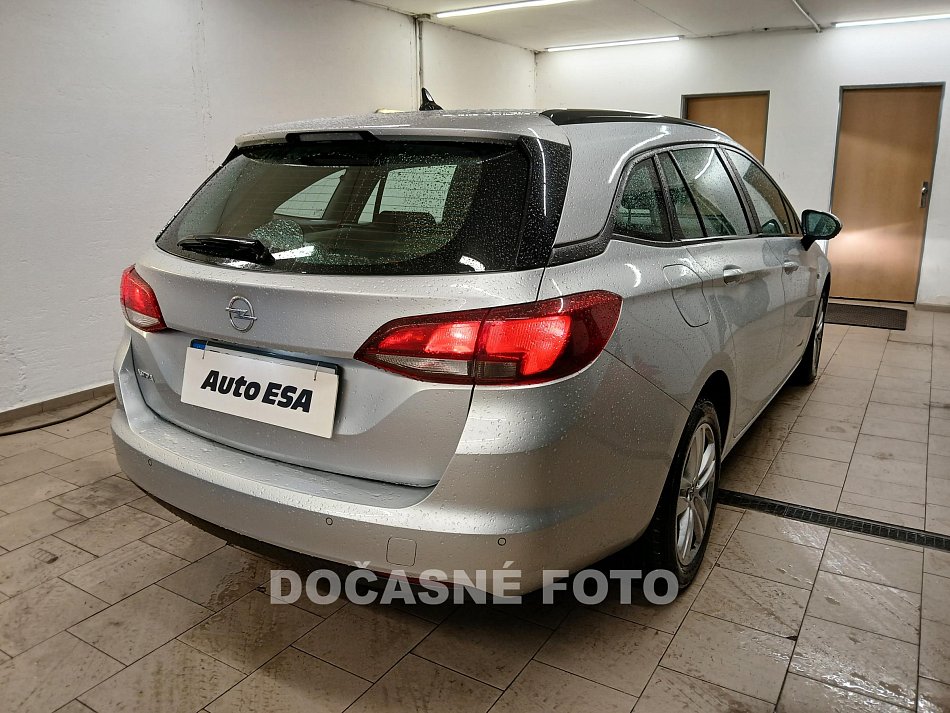 Opel Astra 1.6CDTi  Sport Tourer +
