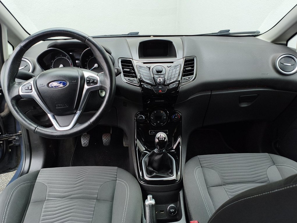 Ford Fiesta 1.0EB Titanium