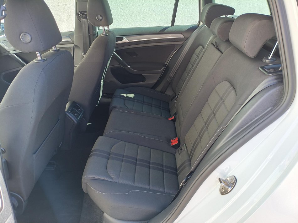Volkswagen Golf 1.4 TSi R-Line