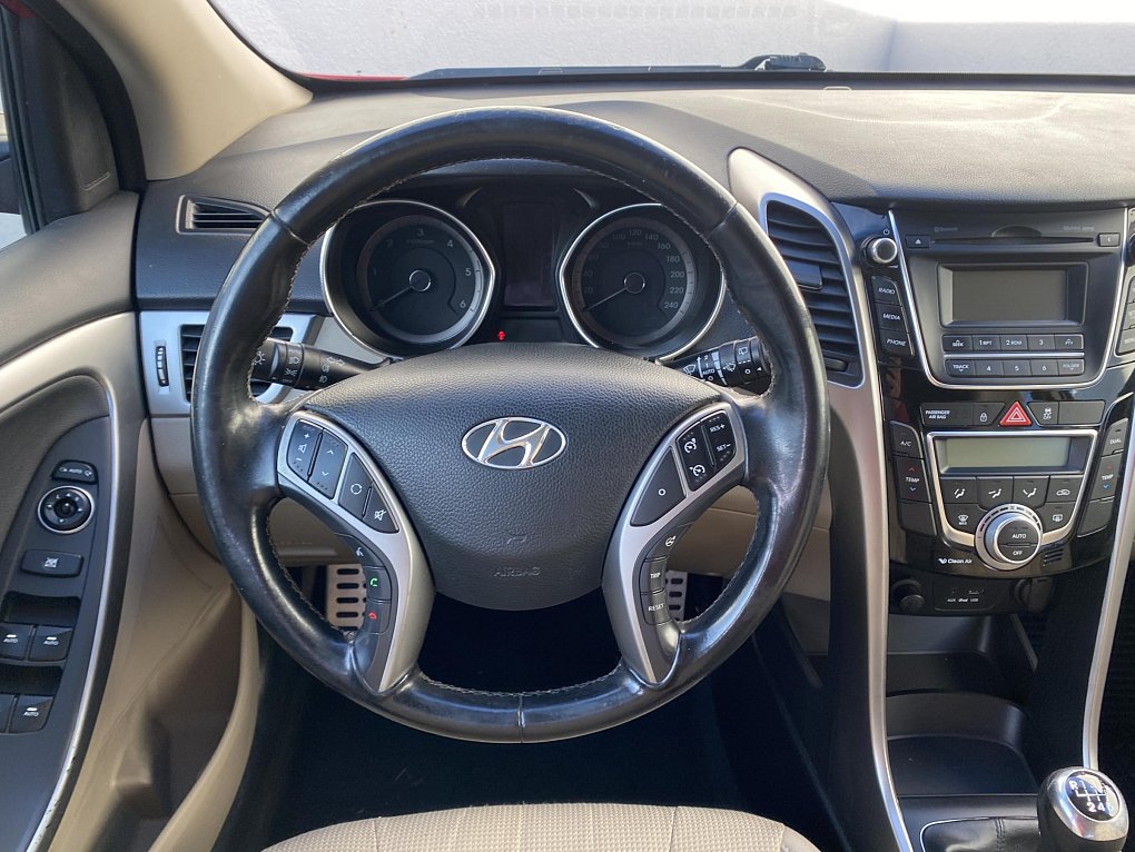 Hyundai I30 1.6CRDi 