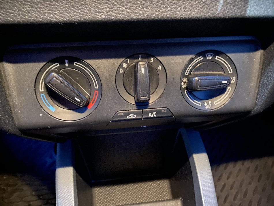 Škoda Fabia III 1.0MPi 