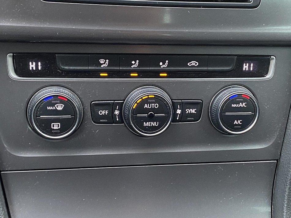 Volkswagen Golf 1.6 TDi Lounge