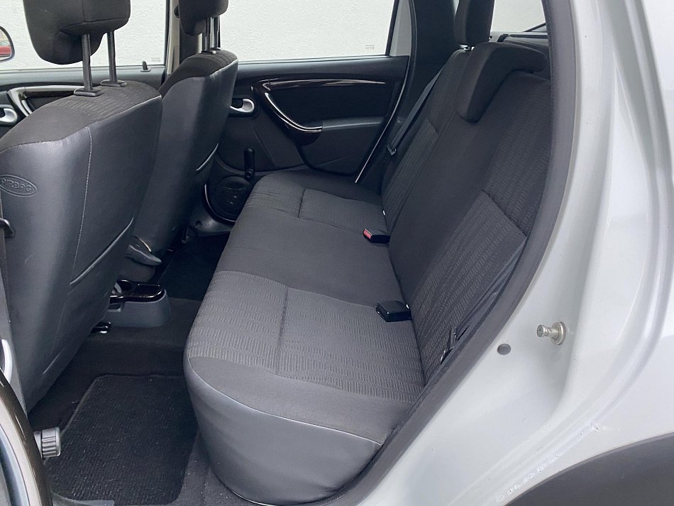 Dacia Duster 1.6 i Access 4x4