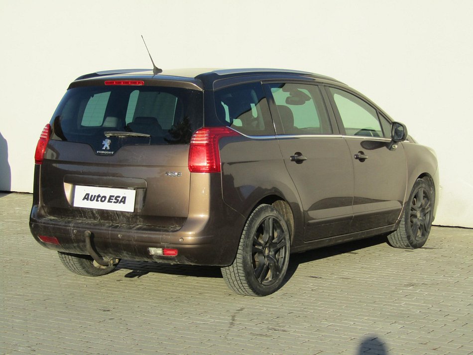 Peugeot 5008 2.0HDi 