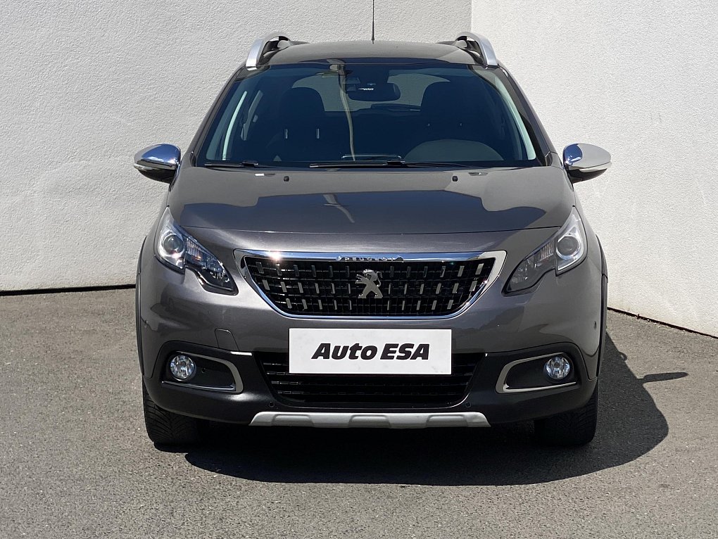 Peugeot 2008 1.2PT Crossway