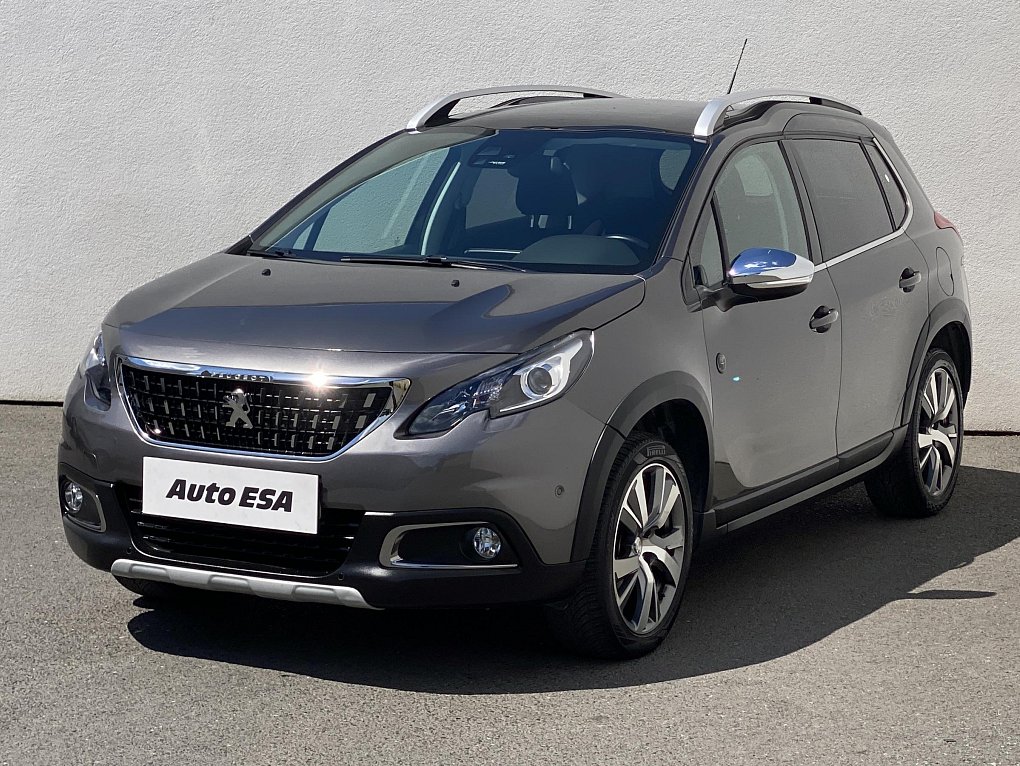 Peugeot 2008 1.2PT Crossway