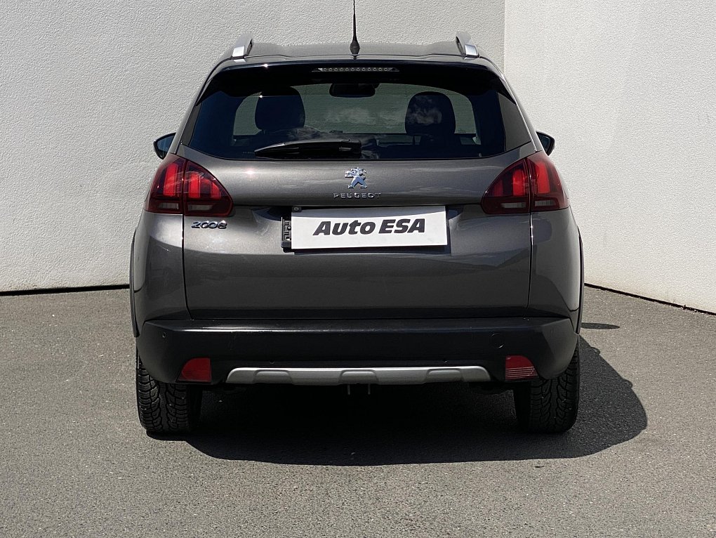 Peugeot 2008 1.2PT Crossway