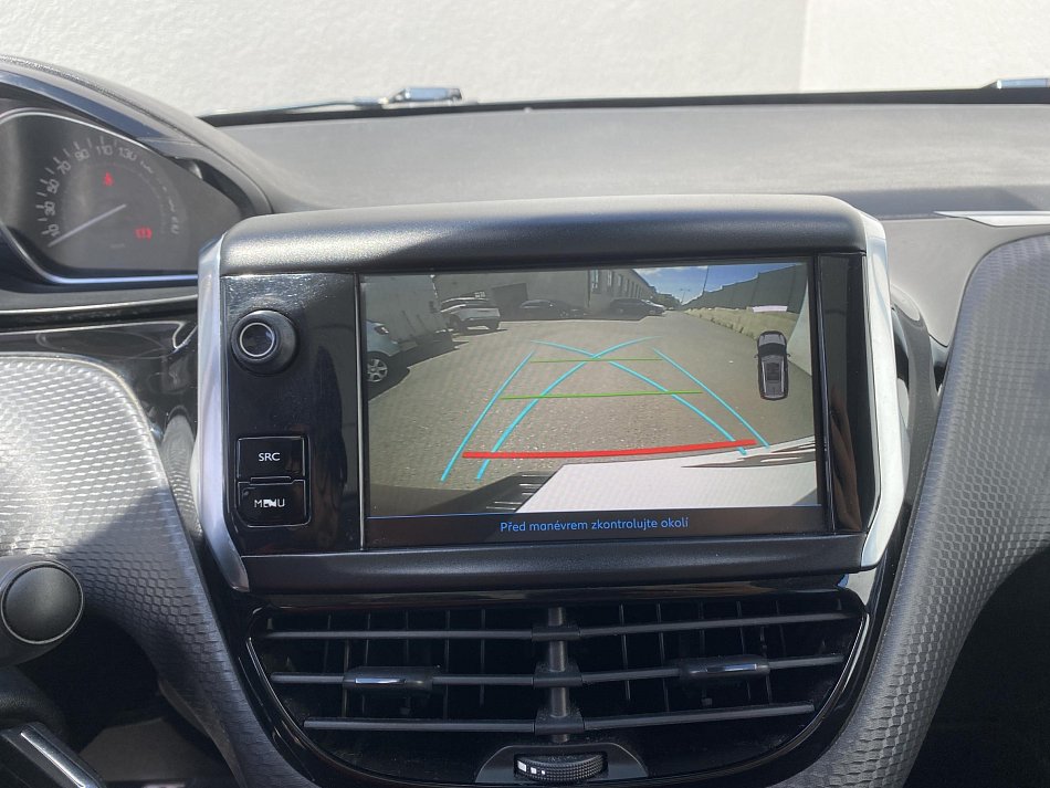 Peugeot 2008 1.2PT Crossway