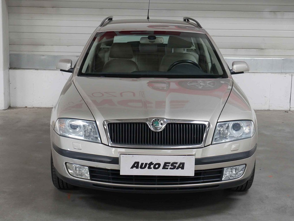 Škoda Octavia II 2.0 i 