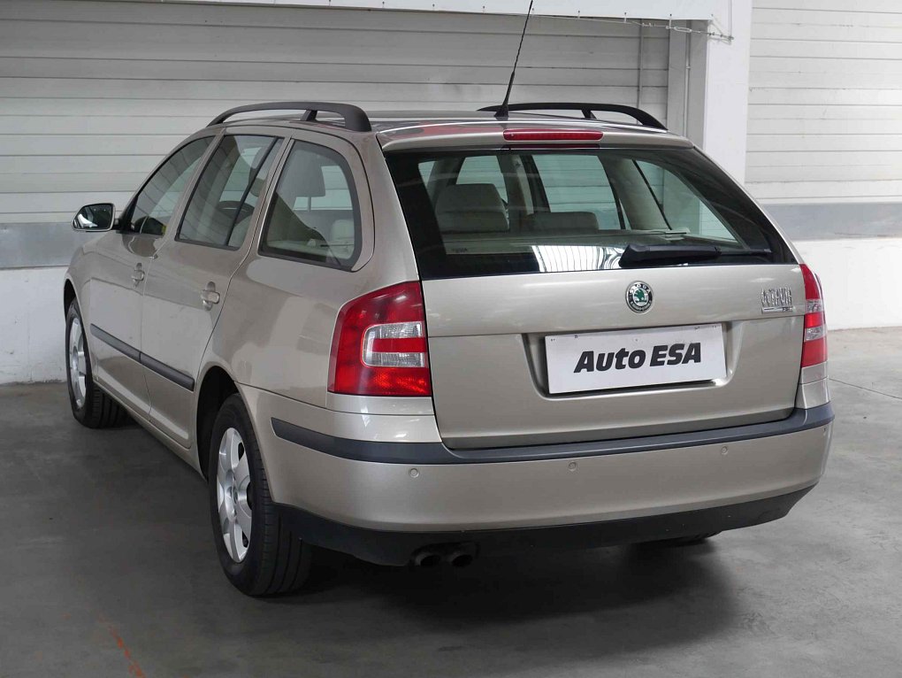 Škoda Octavia II 2.0 i 