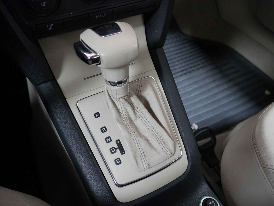 Škoda Octavia II 2.0 i 