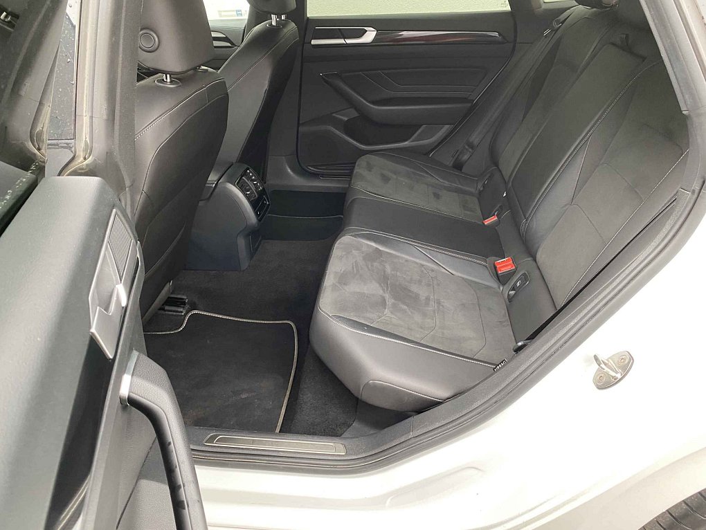 Volkswagen Arteon 2.0 TSi R-Line 4x4