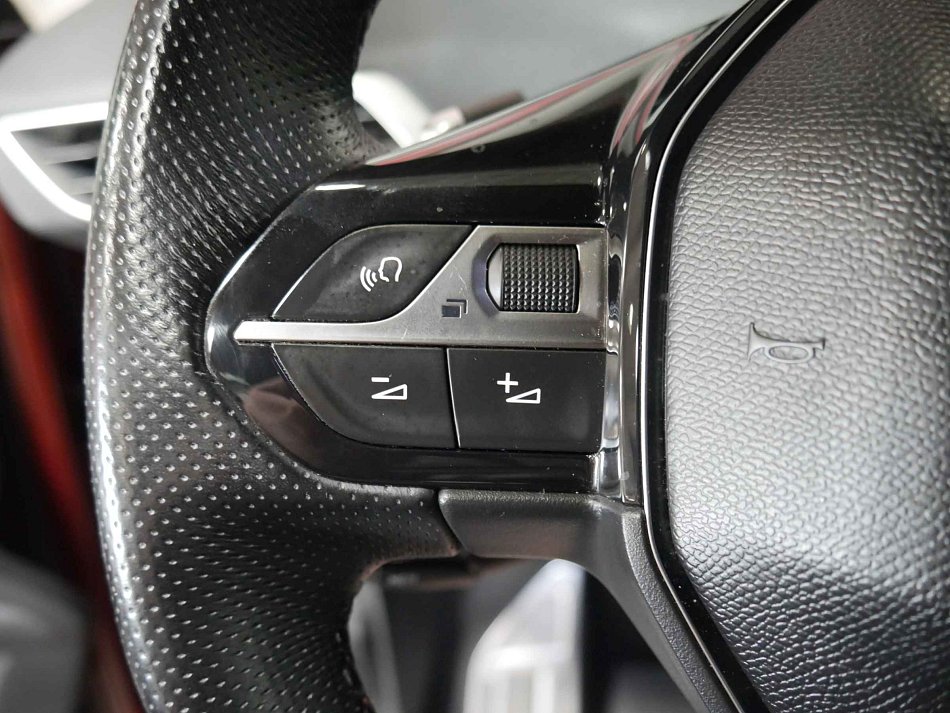 Peugeot 3008 2.0HDi 
