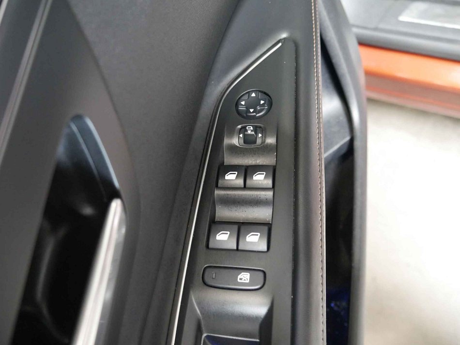 Peugeot 3008 2.0HDi 