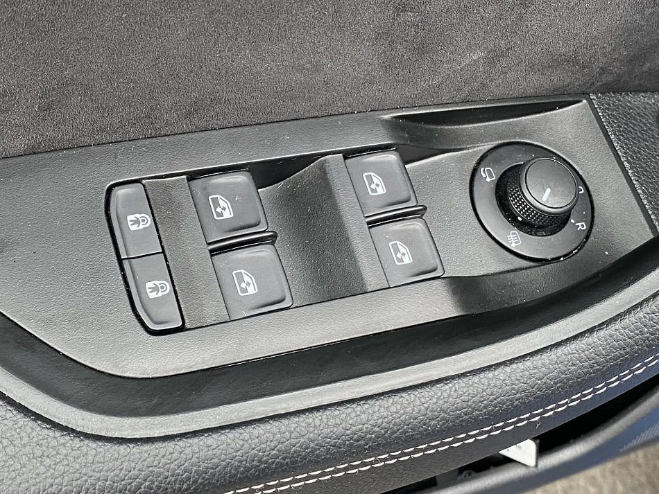 Škoda Superb III 2.0 TDi SportLine