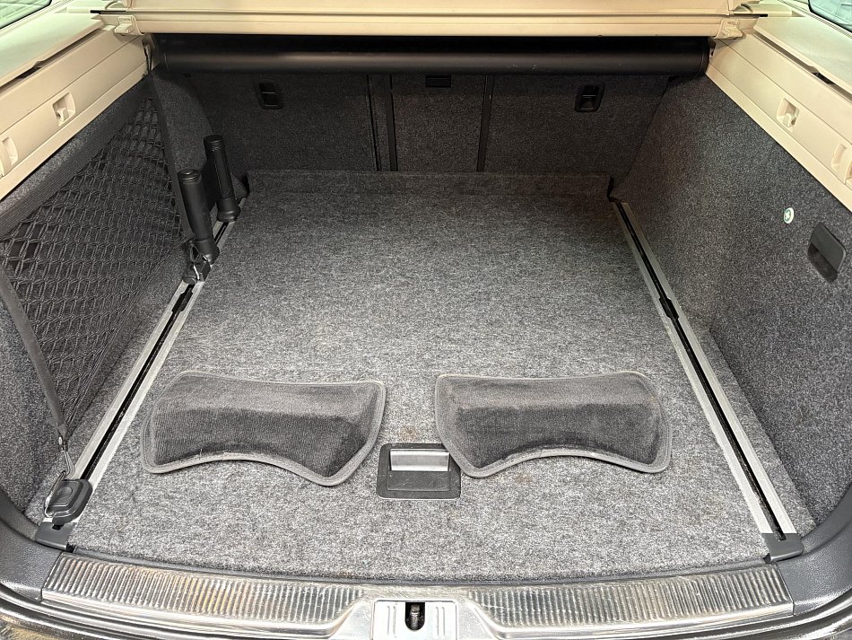 Škoda Superb II 2.0 TDi L&K 4x4