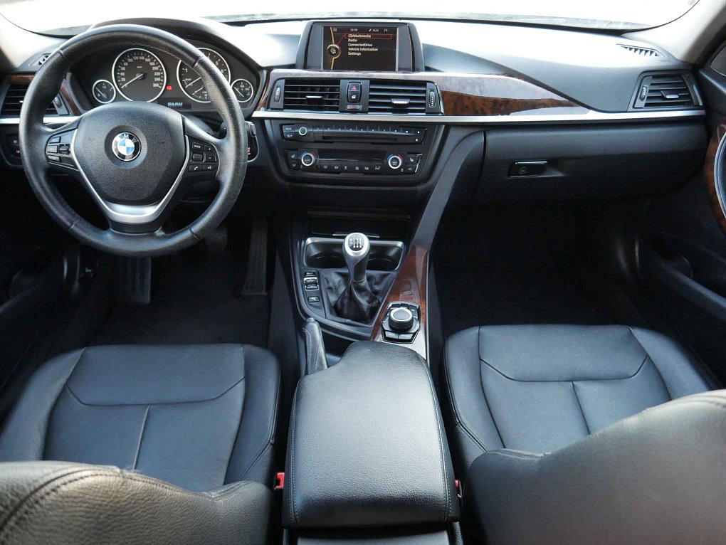 BMW Řada 3 2.0i  328i