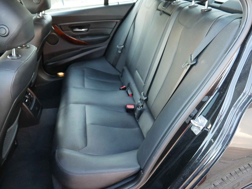 BMW Řada 3 2.0i  328i