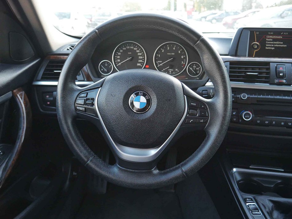 BMW Řada 3 2.0i  328i