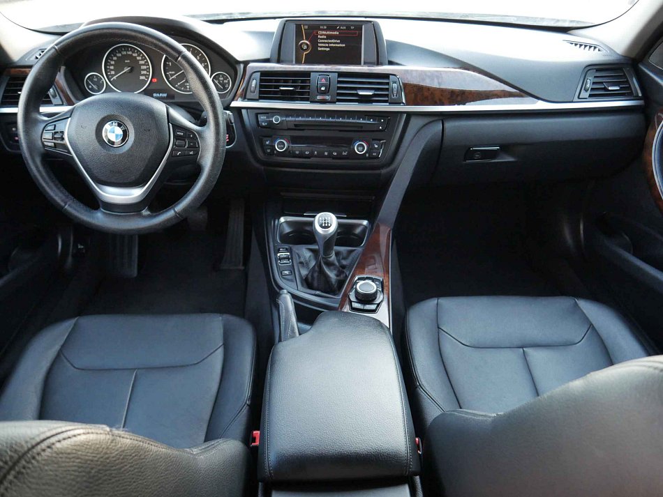BMW Řada 3 2.0i  328i
