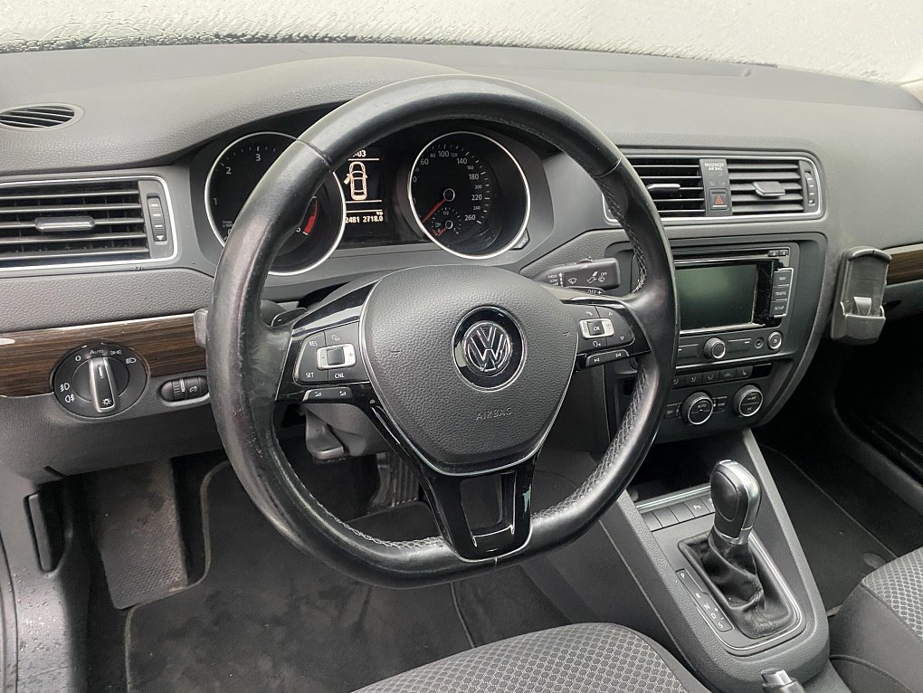 Volkswagen Jetta 2.0 TDi 