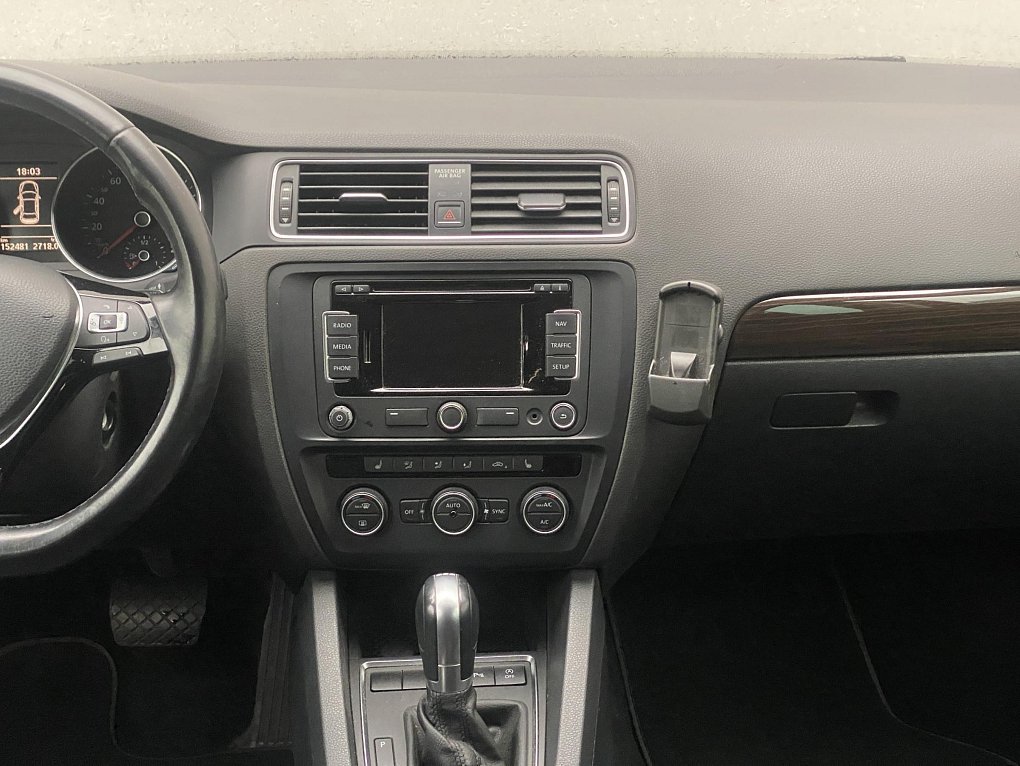 Volkswagen Jetta 2.0 TDi 