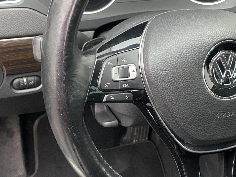 Volkswagen Jetta 2.0 TDi 