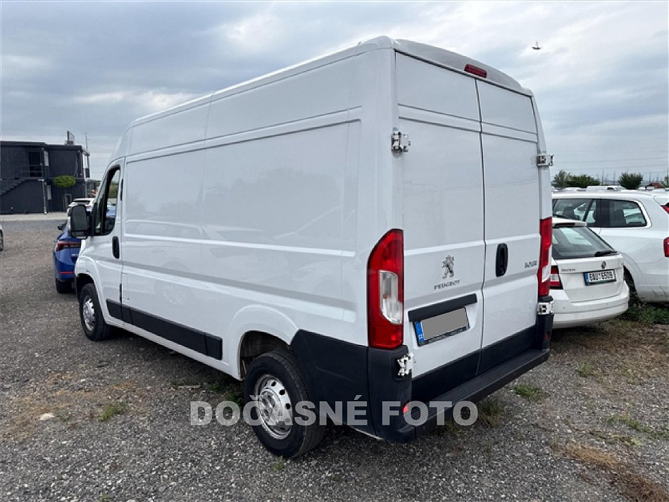 Peugeot Boxer 2.2HDi Active L2H2