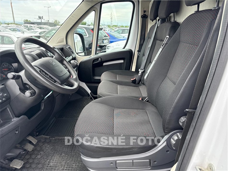 Peugeot Boxer 2.2HDi Active L2H2