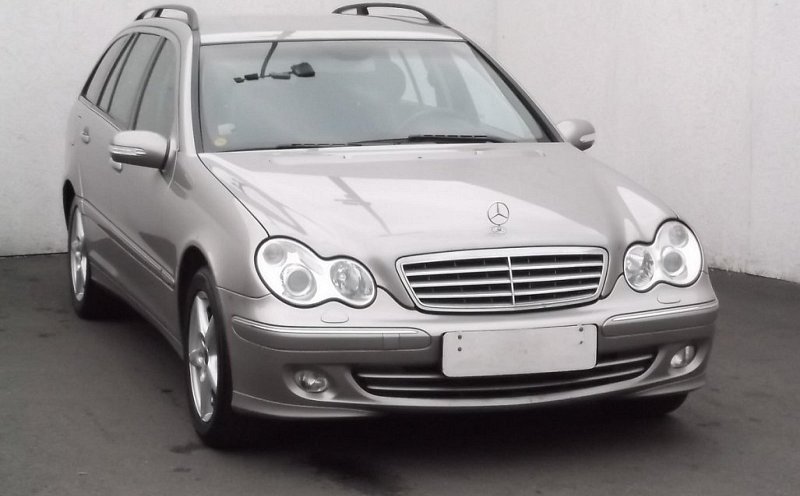 Mercedes-Benz Třída C 2.7 CDI Elegance
