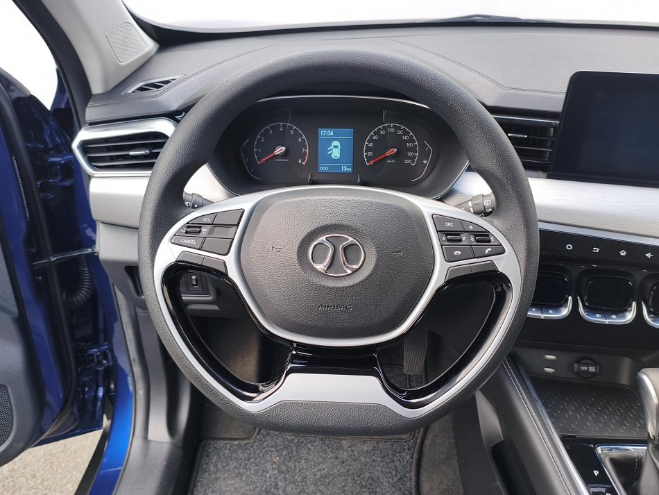 BAIC X35 1.5i 