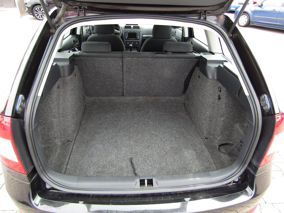 Škoda Octavia II 1.2i 