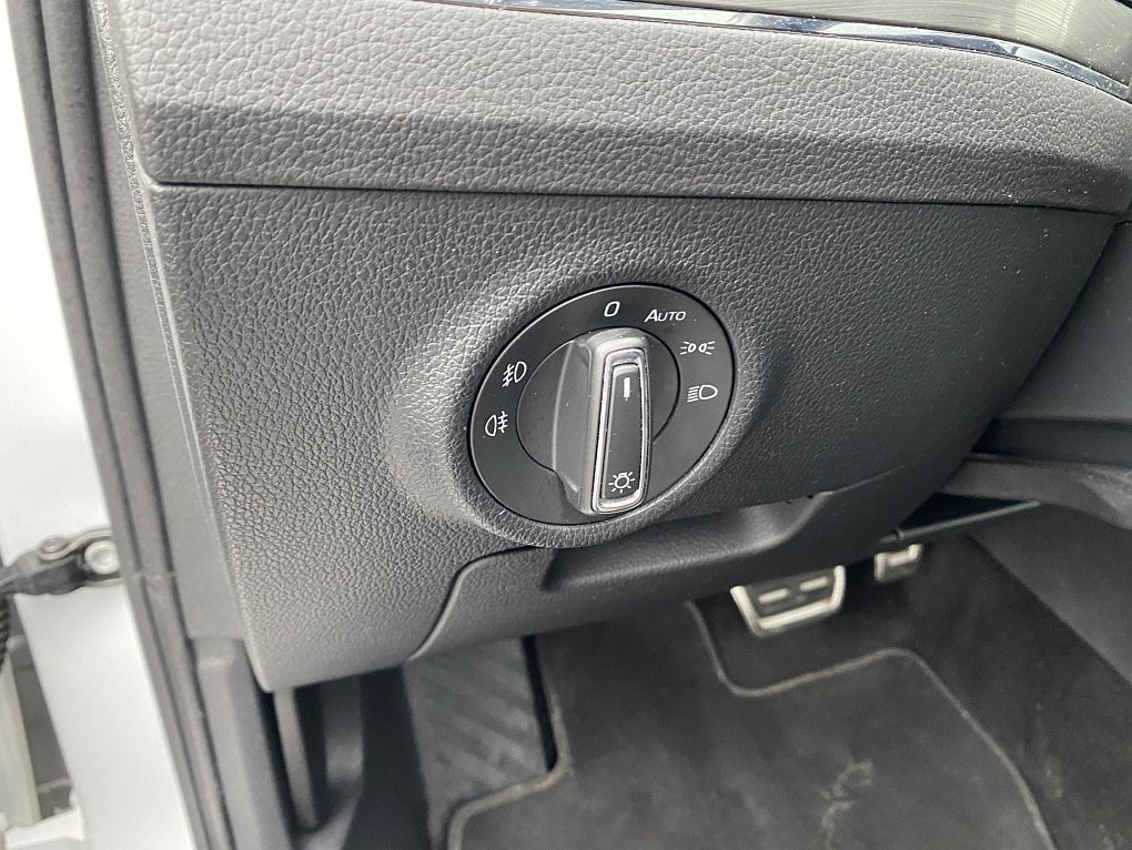 Škoda Superb III 2.0 TDi Scout 4x4