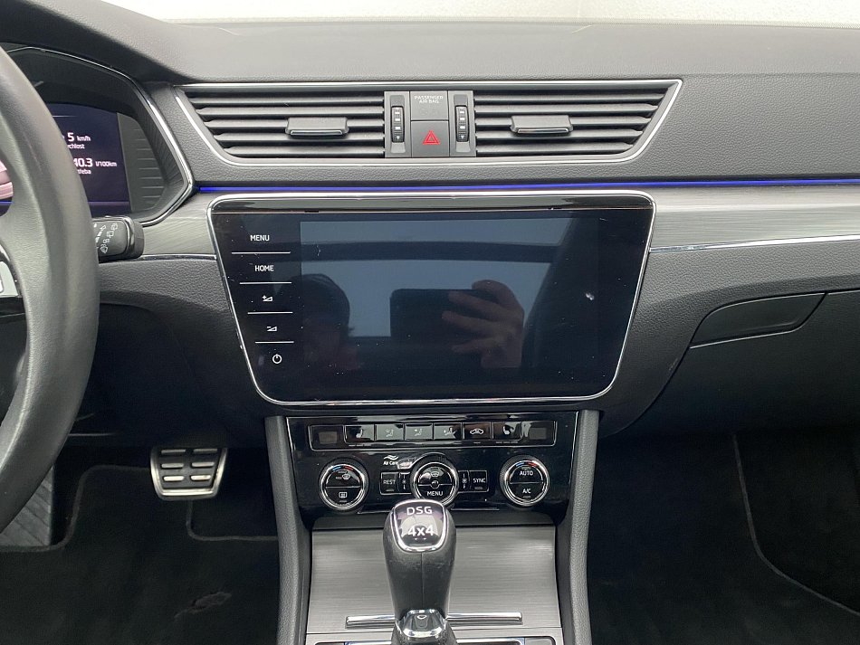 Škoda Superb III 2.0 TDi Scout 4x4