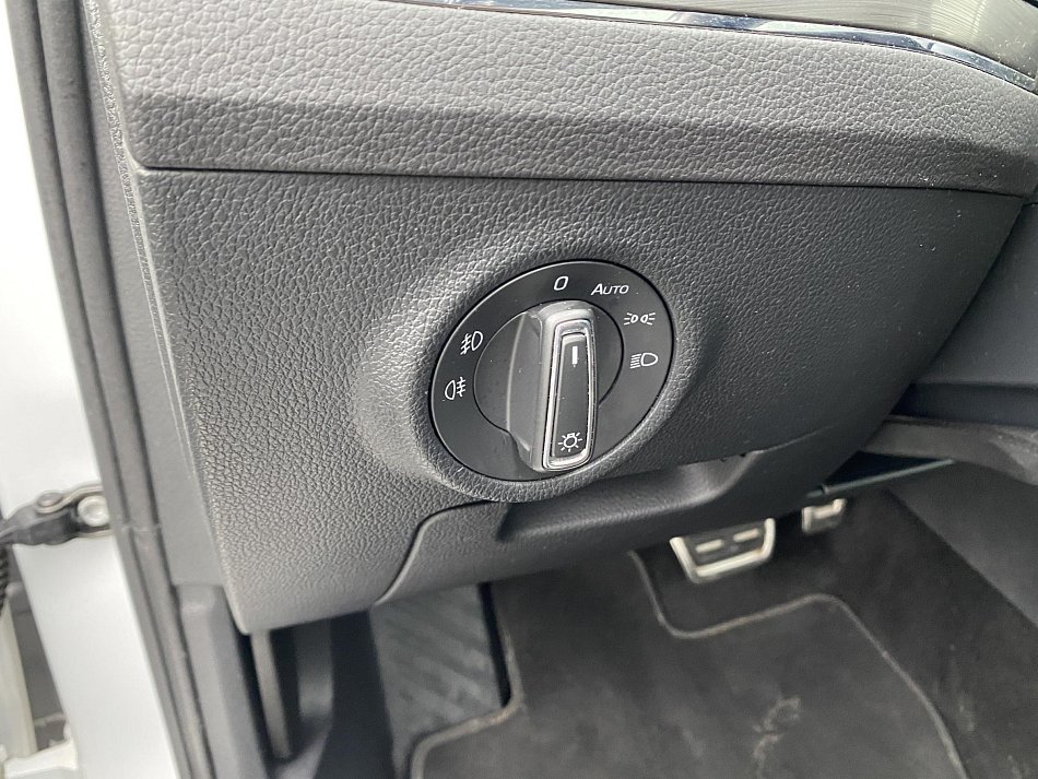 Škoda Superb III 2.0 TDi Scout 4x4