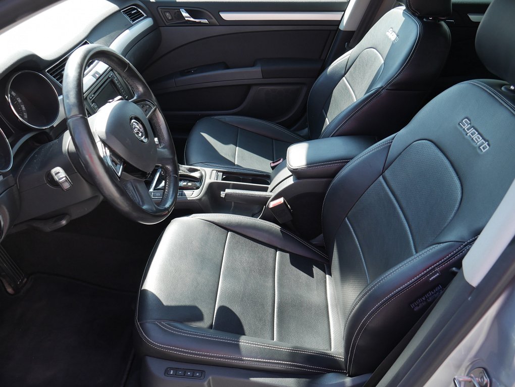 Škoda Superb II 2.0 TDi Elegance