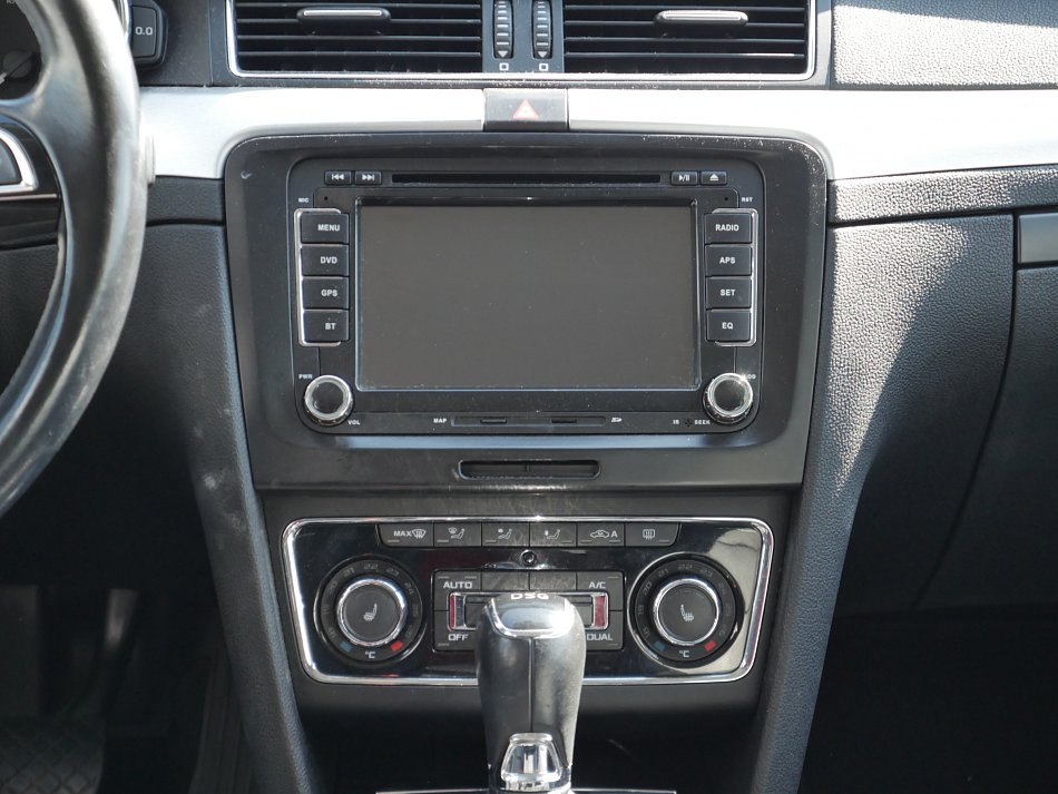 Škoda Superb II 2.0 TDi Elegance