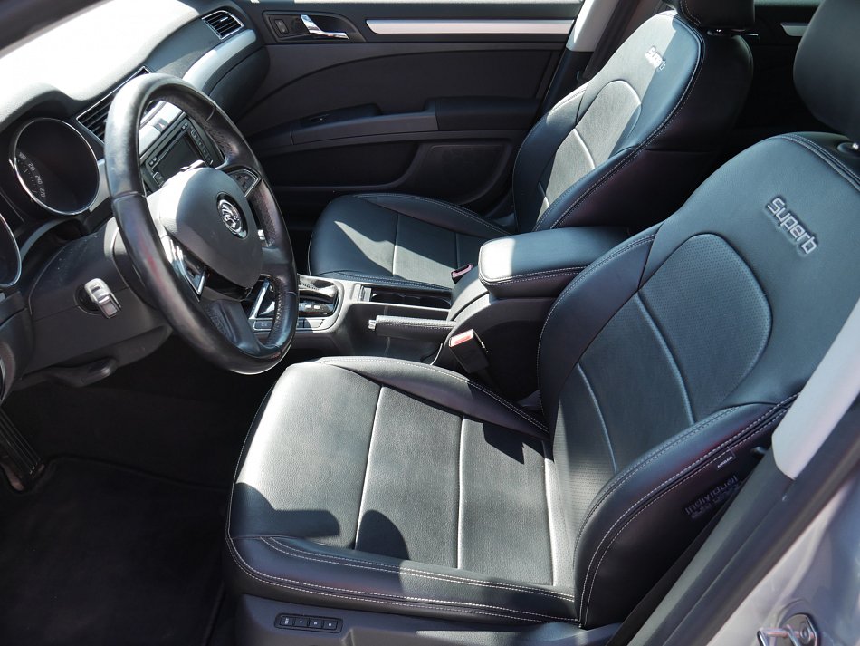 Škoda Superb II 2.0 TDi Elegance