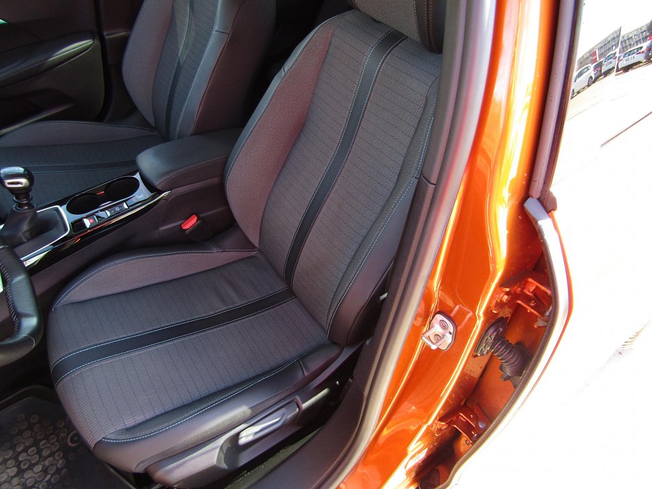 Peugeot 2008 1.5 HDi 
