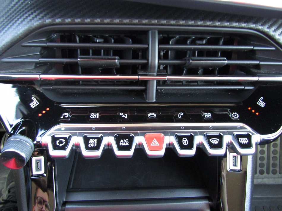 Peugeot 2008 1.5 HDi 