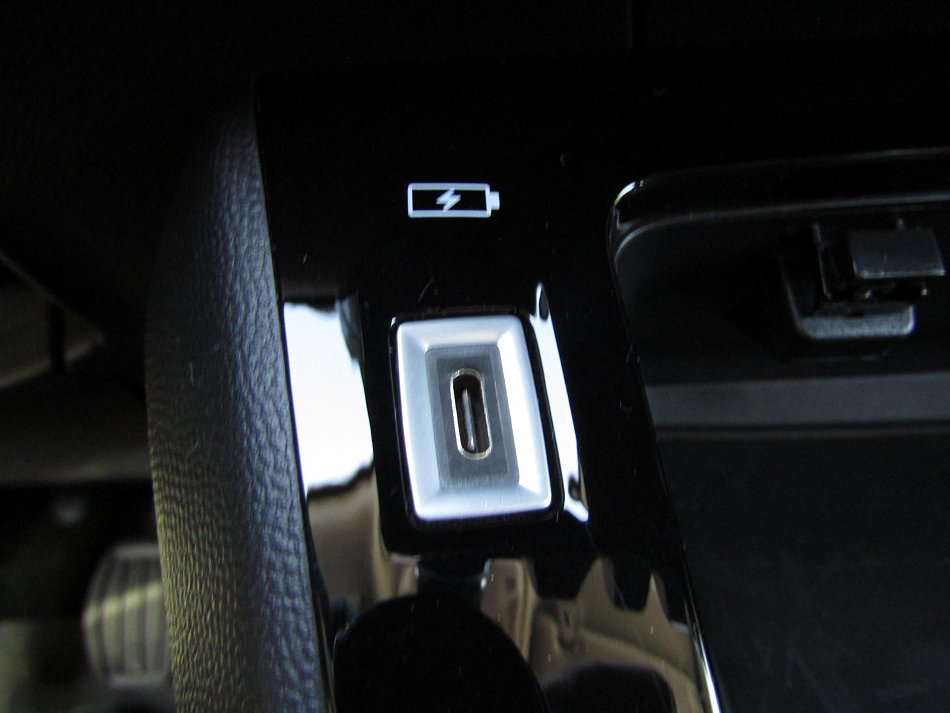 Peugeot 2008 1.5 HDi 