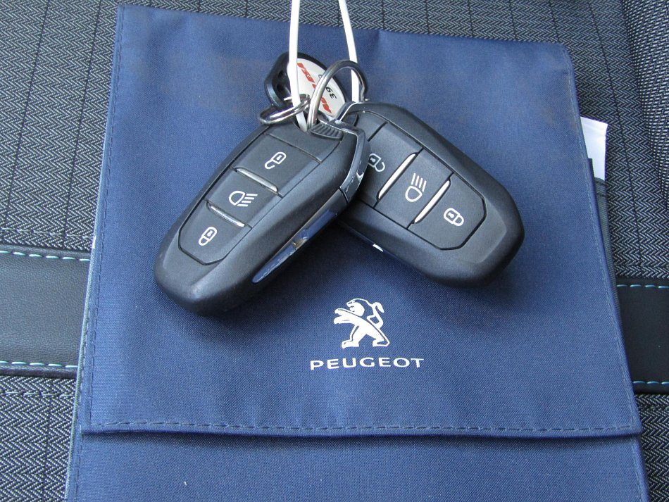 Peugeot 2008 1.5 HDi 